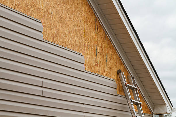 24/7 Emergency Siding experts in Mentcle, PA